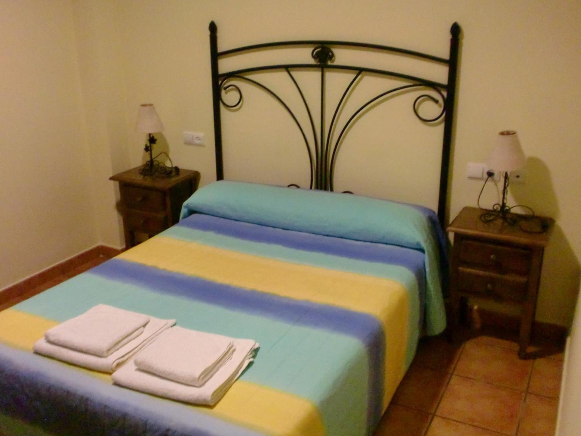 מלון Alcaracejos Hostal Las Tres Jotas חדר תמונה